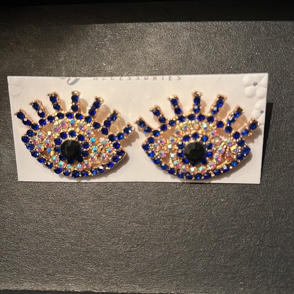 Fashion Rhinestone Evil Eye Earrings.  New without tag - Picture 2 of 4